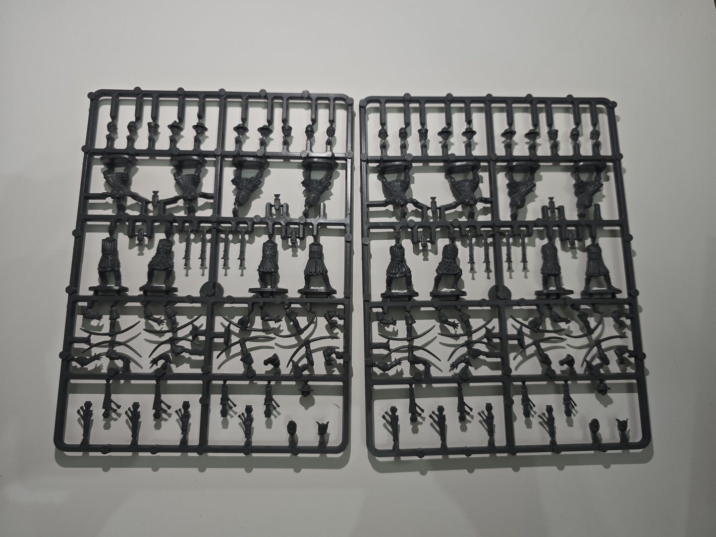 Western Armies - Medieval Archers ⏣ 16 figures ⏣ SAGA ⏣ Fireforge