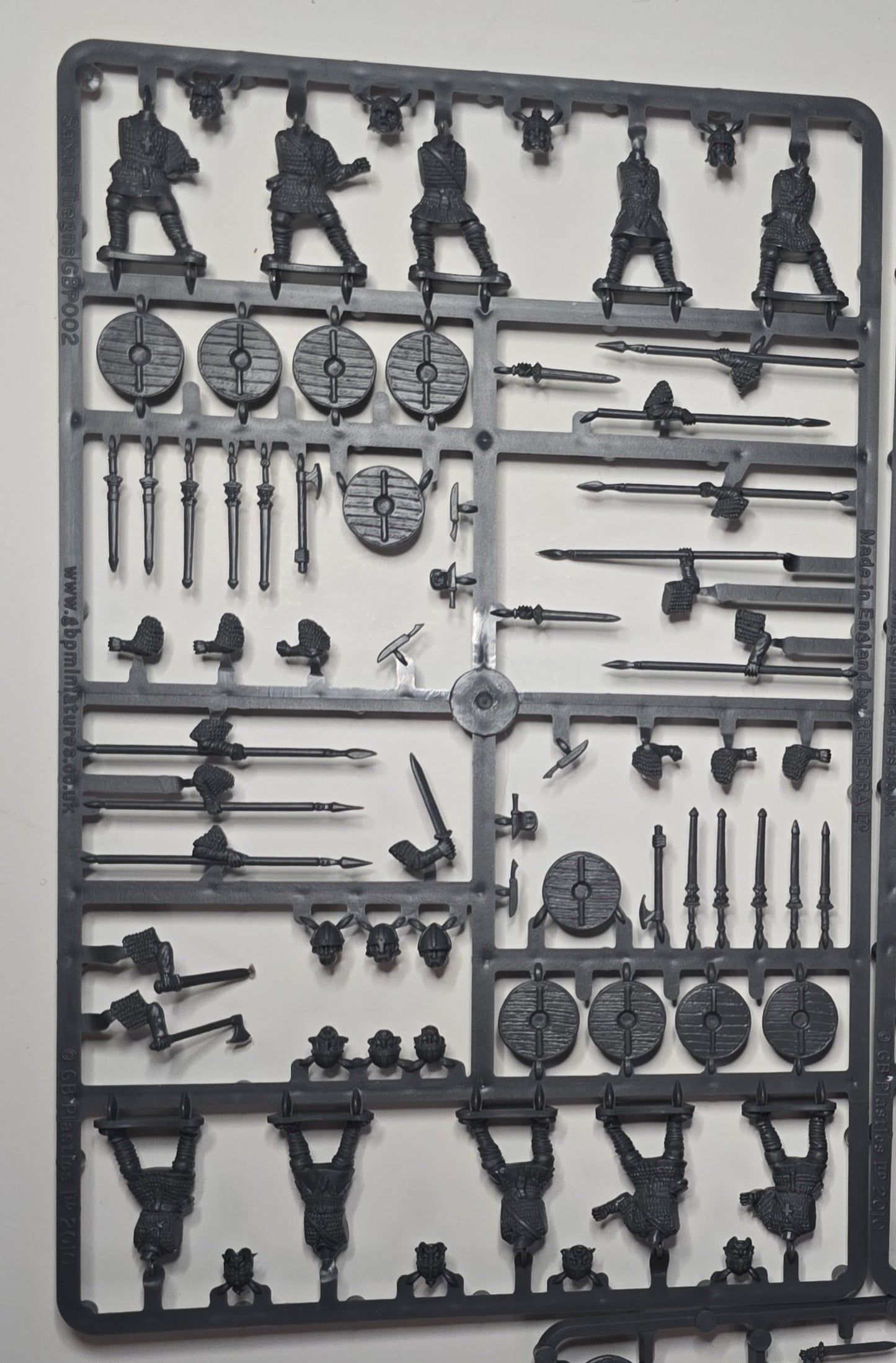 Saxon Thegns ⏣ 10 figures ⏣ SAGA ⏣ Gripping Beast