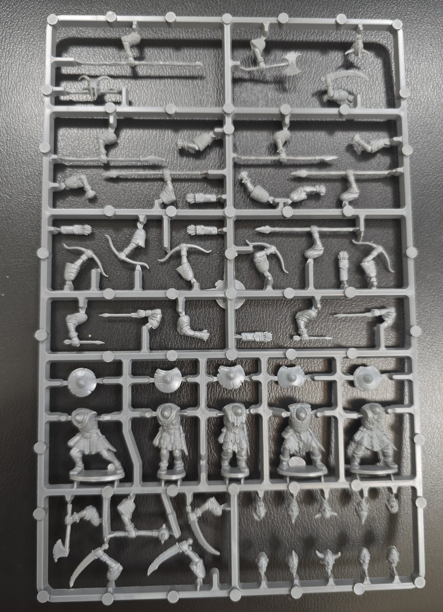 Goblin Infantry ⏣ 5 figures ⏣ Oathmark ⏣ SAGA ⏣ North Star