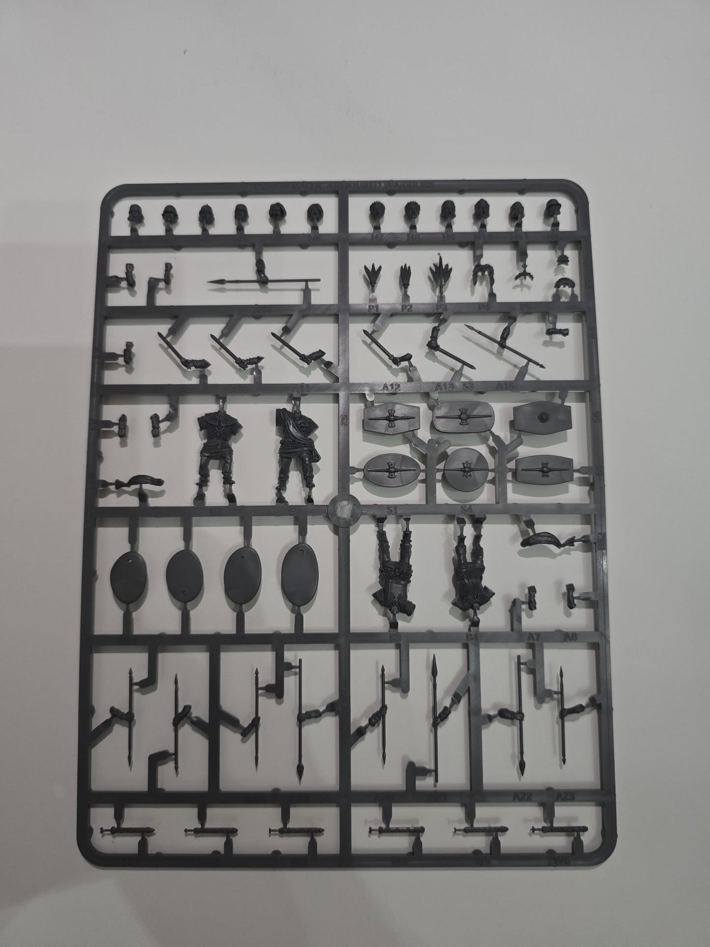 Celtic Armored Warriors ⏣ 4 figures ⏣ SAGA ⏣ Victrix