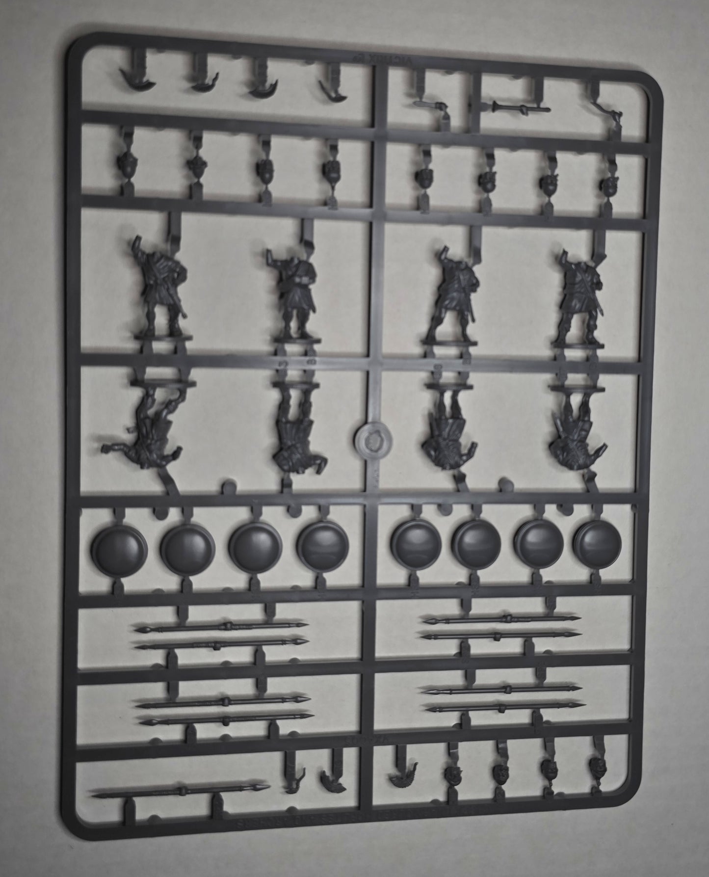 Greek Unarmored Hoplites ⏣ 8 figures ⏣ SAGA ⏣ Victrix