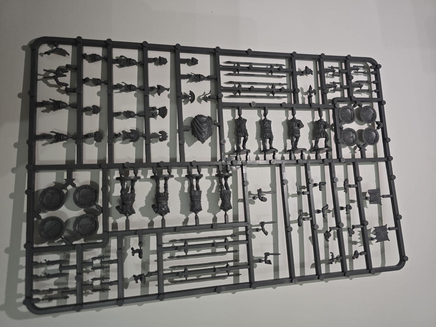 Spartans ⏣ 8 figures ⏣ SAGA ⏣ Victrix