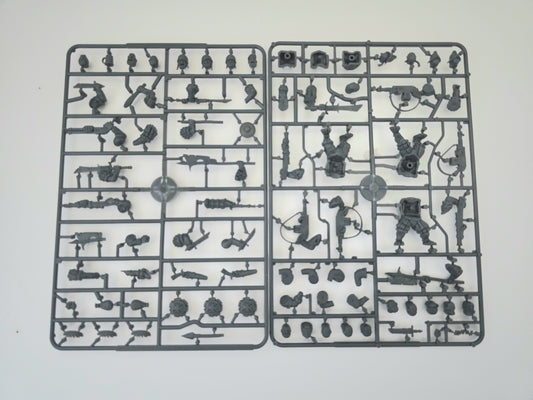 Ogres ⏣ Landsknecht or Scifi ⏣ 3 figures ⏣ Guards of Traitor's Toll ⏣ Wagames Atlantic